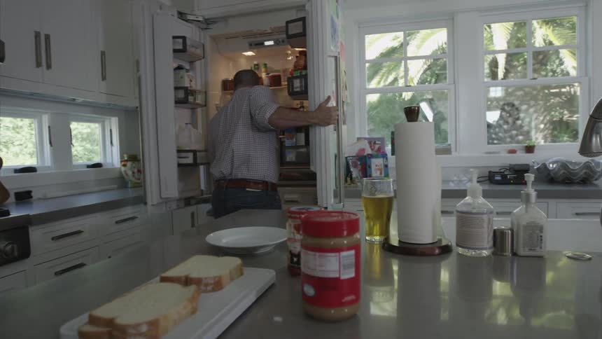 A couple in their kitchen