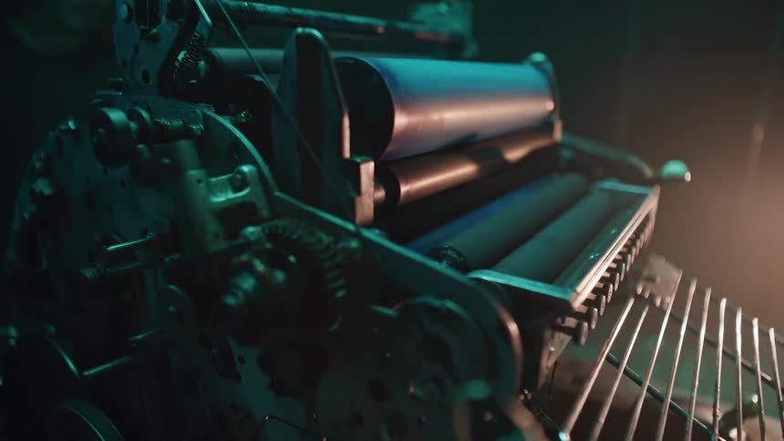 Metal machine with bearings in operation