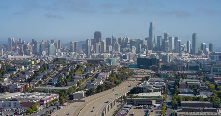 Light traffic is on the freeway