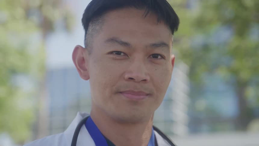 Wind blows the doctors head