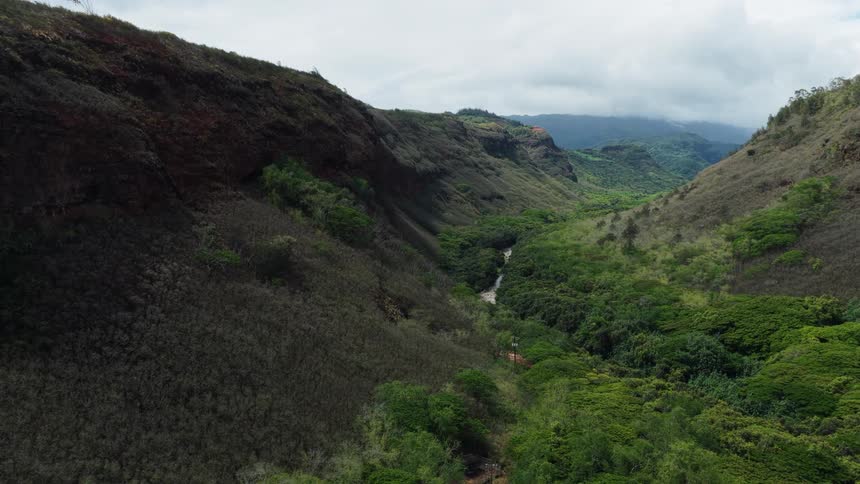 A large valley between two hills