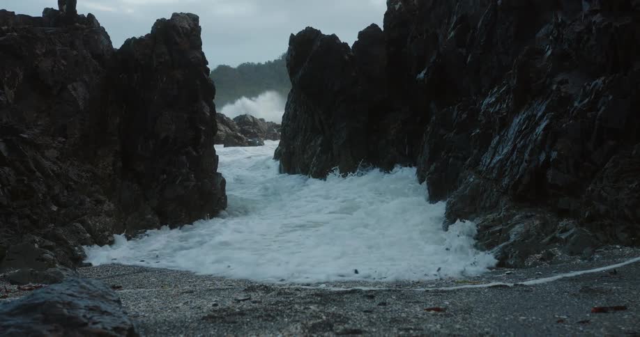 Water rushes into a crevice
