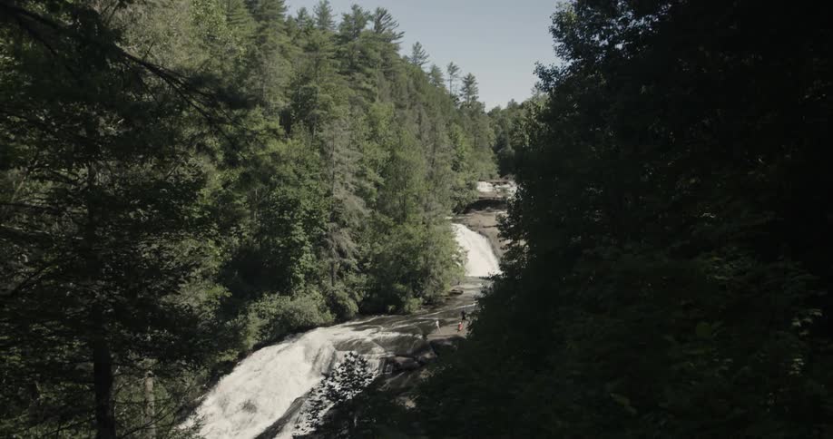 River flowing on a clear day