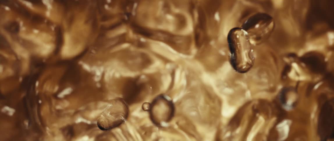 Bubbling liquid gold