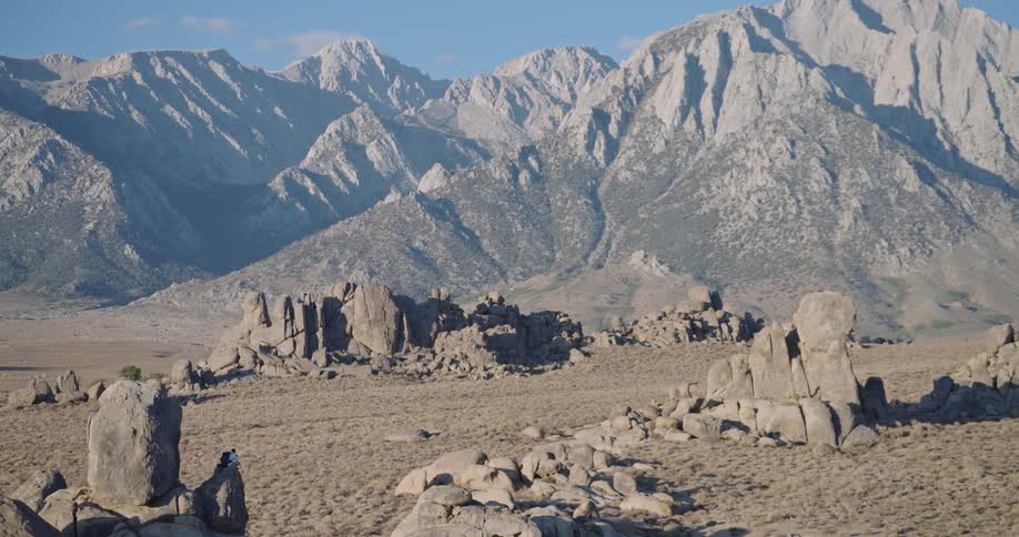 Rocky mountain range outdoors during day time
