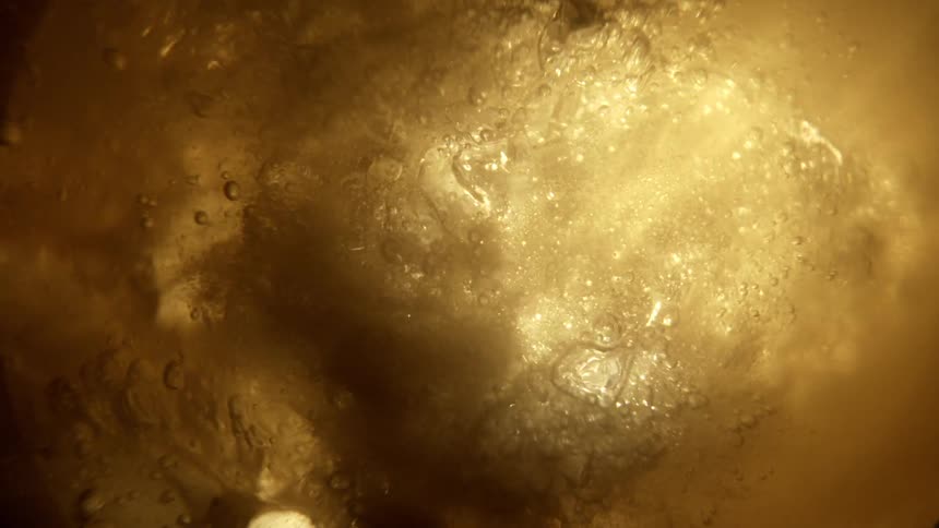 Brown liquid bubbles and foams