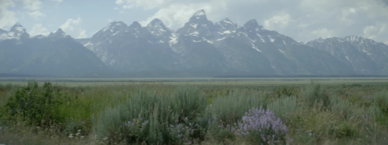 Mountainous landscape on a cloudy day