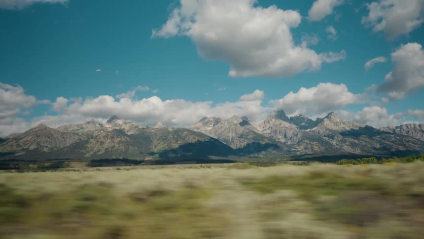 Flat fields lead to the mountain range
