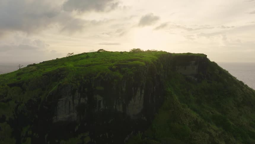 A view of a mountain along the coast
