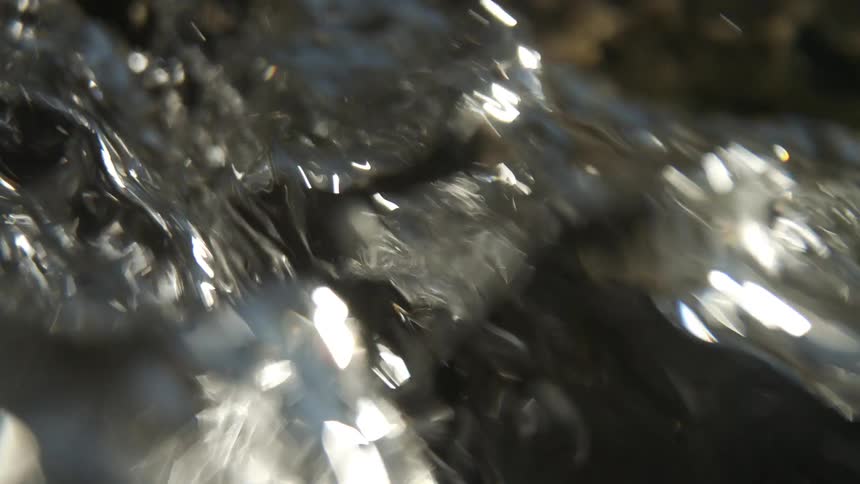 The water pours forward