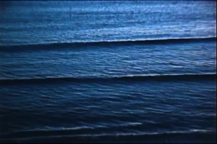 Gentle ocean waves
