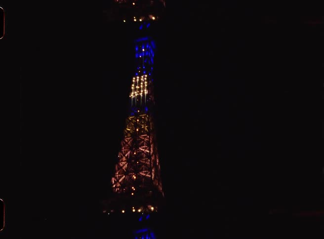 Eiffel Tower but in Las Vegas