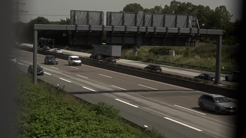 Highway with vehicle traffic during the day