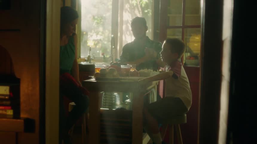 Man cooking at a kitchen table