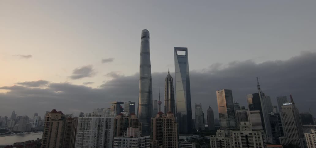 Two tall buildings tower over all the others in this city