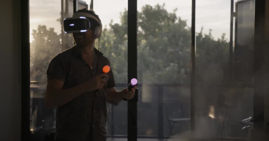 Man using a virtual reality headset