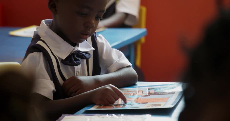Children are learning in a classroom