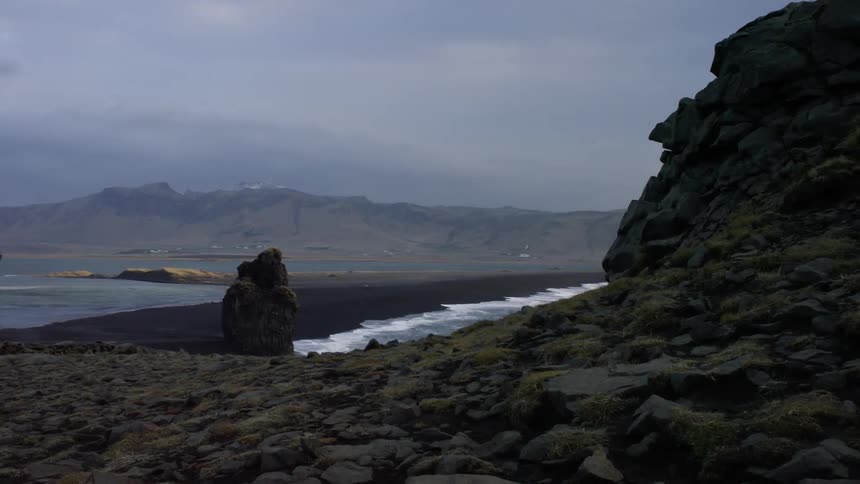 A rocky coast on a cloudy day