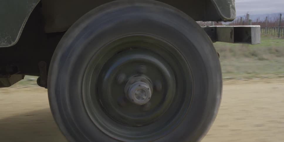 A jeeps tires