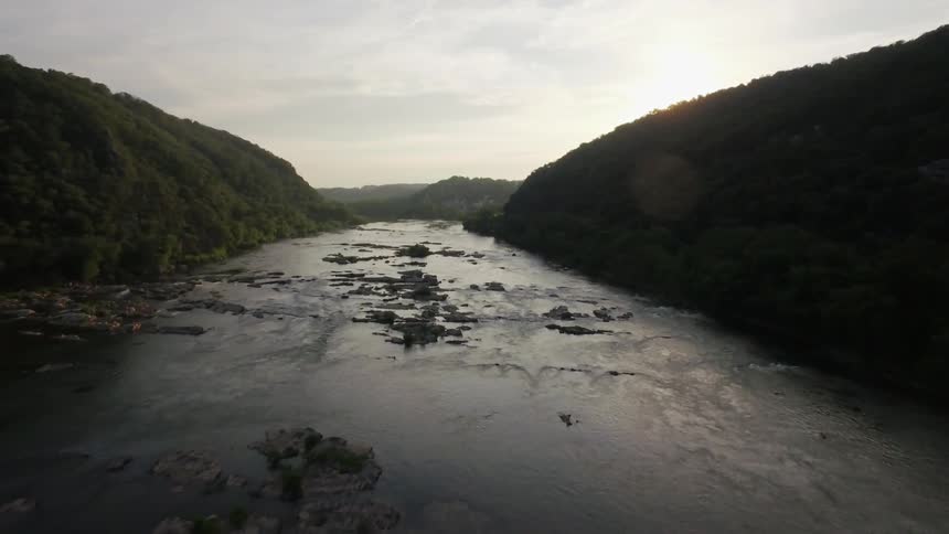 A river flows through mountains