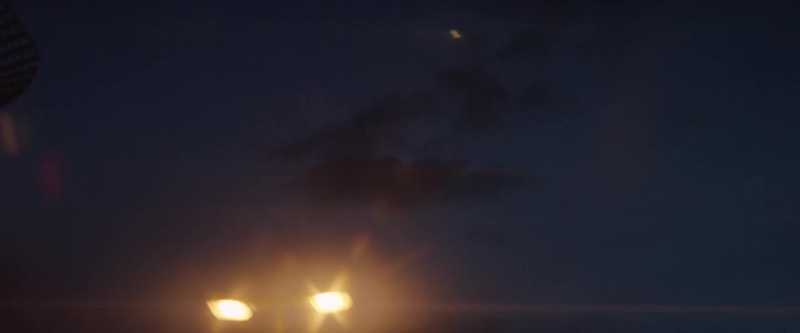 Driving under streetlights at night