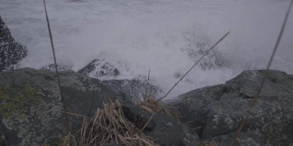 Waves crashing onto rocks