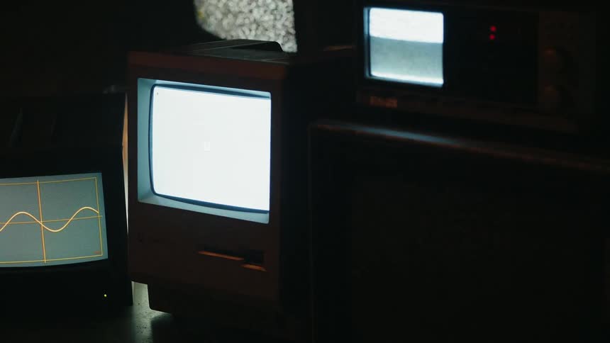 Tvs glow in a dark room