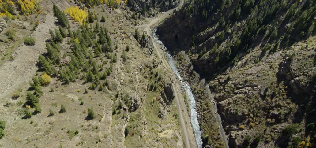A river flows through mountains