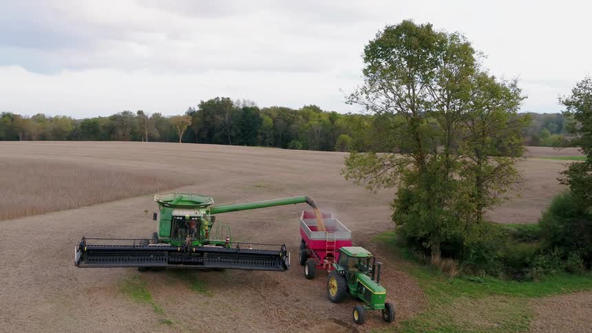 Combine empties beans into a wagon