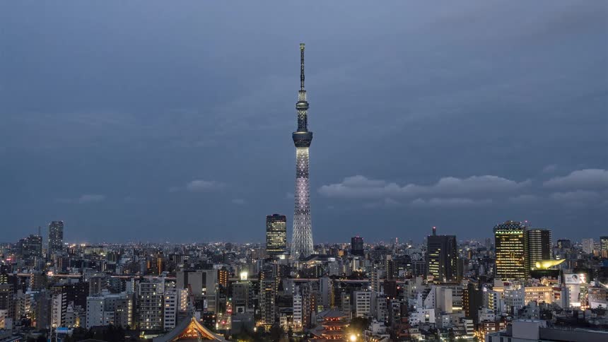 Clouds are passing over daegu tower from daylight to night