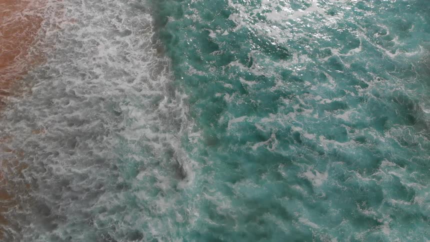Ocean waves coming into shore