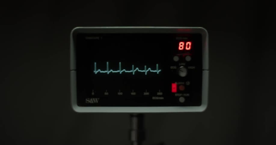 The hospital monitor is flashing