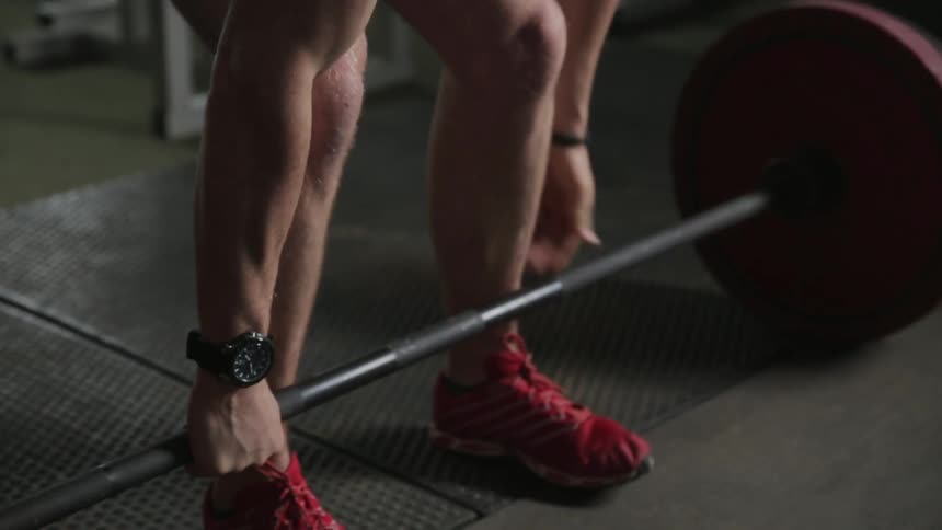 Man lifting weights