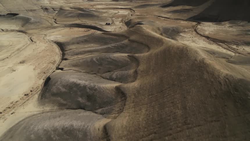 Dry mountain valley