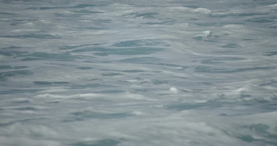 Rolling waves in the rough water