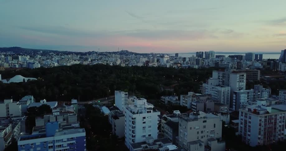 Large city sits under the blue sky