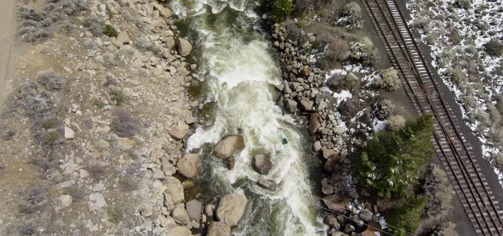 Water flows in between rocks
