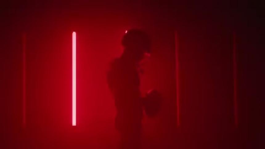 Red lights flash fast on the player