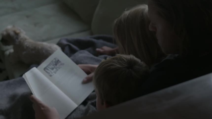 Dad Reading To Kids