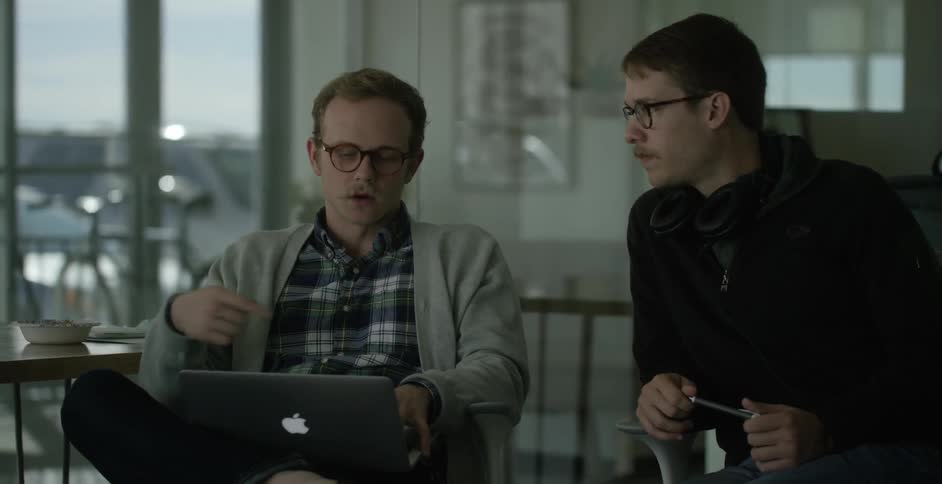 Men are discussing work