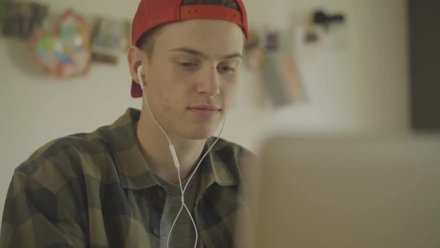 Lifestyle Of Teen At Home