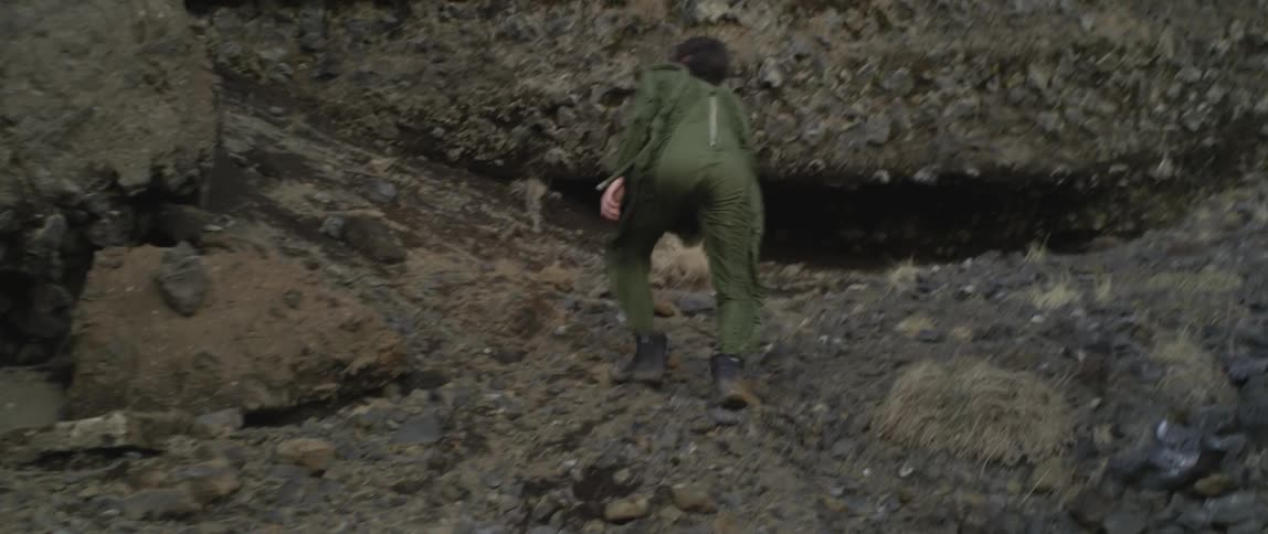 Pilot Surviving After Flight Crash