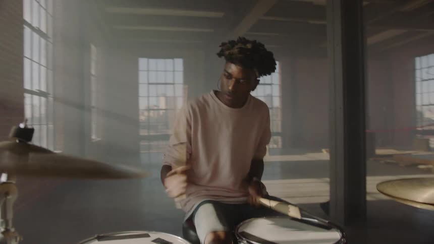 Creatives In Warehouse