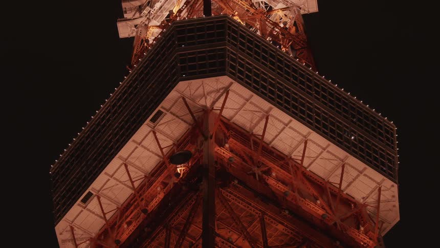 Tokyo tower at night