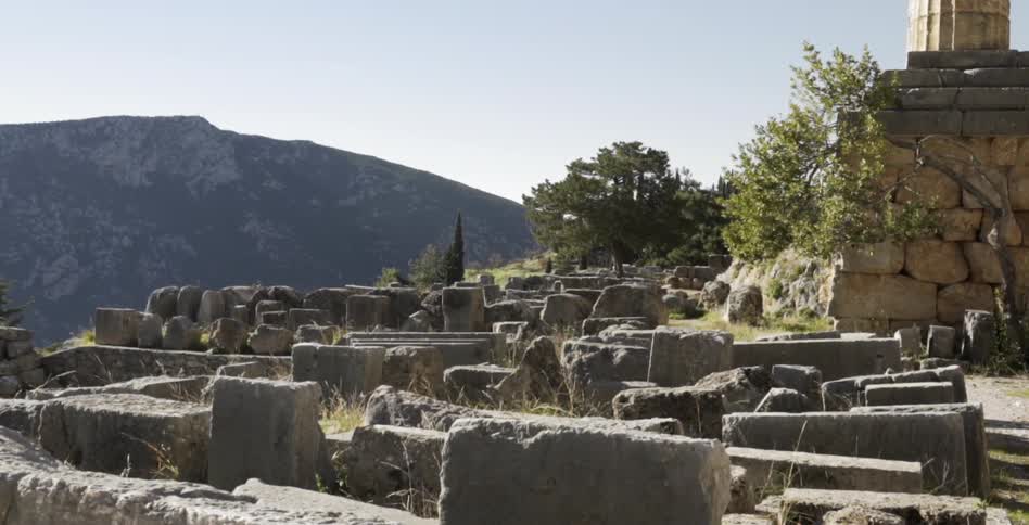 A bunch of square shaped stone blocks