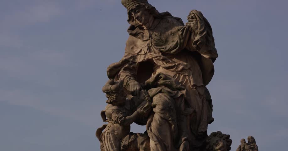 Statue of angels or cherubs and holy markers