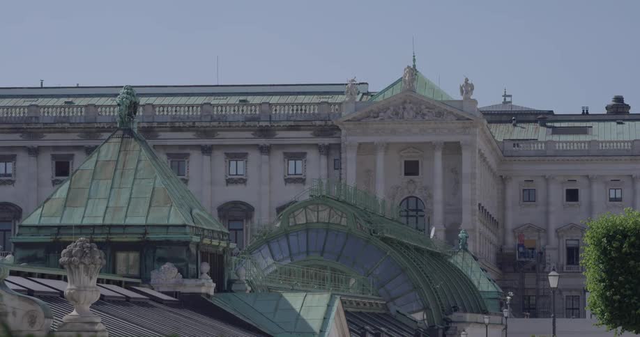 A large building during the day