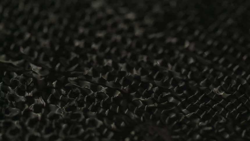 Black liquid vibrating