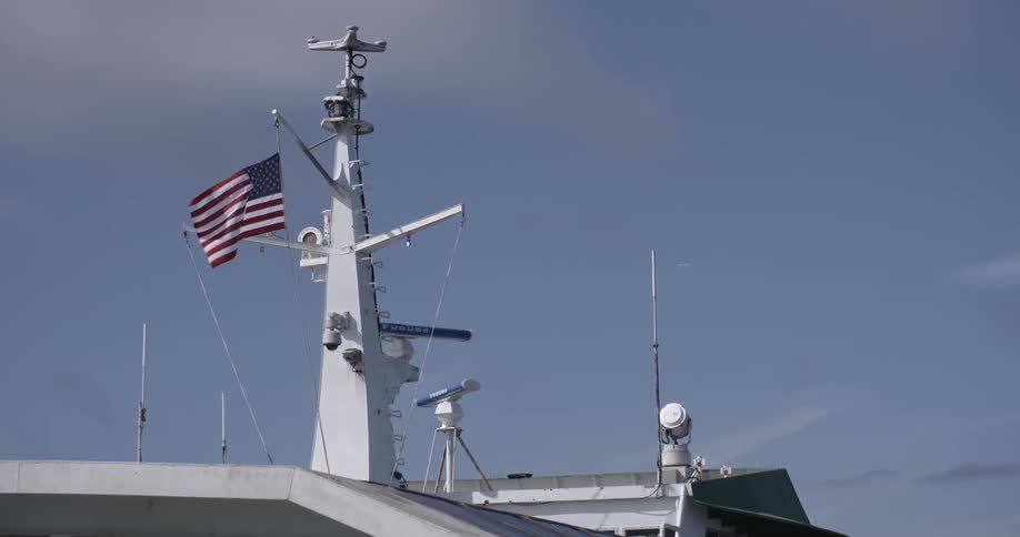 Spinning radar antennas on a ship