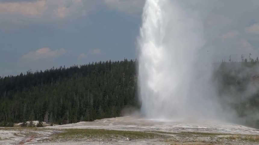 A water geyser